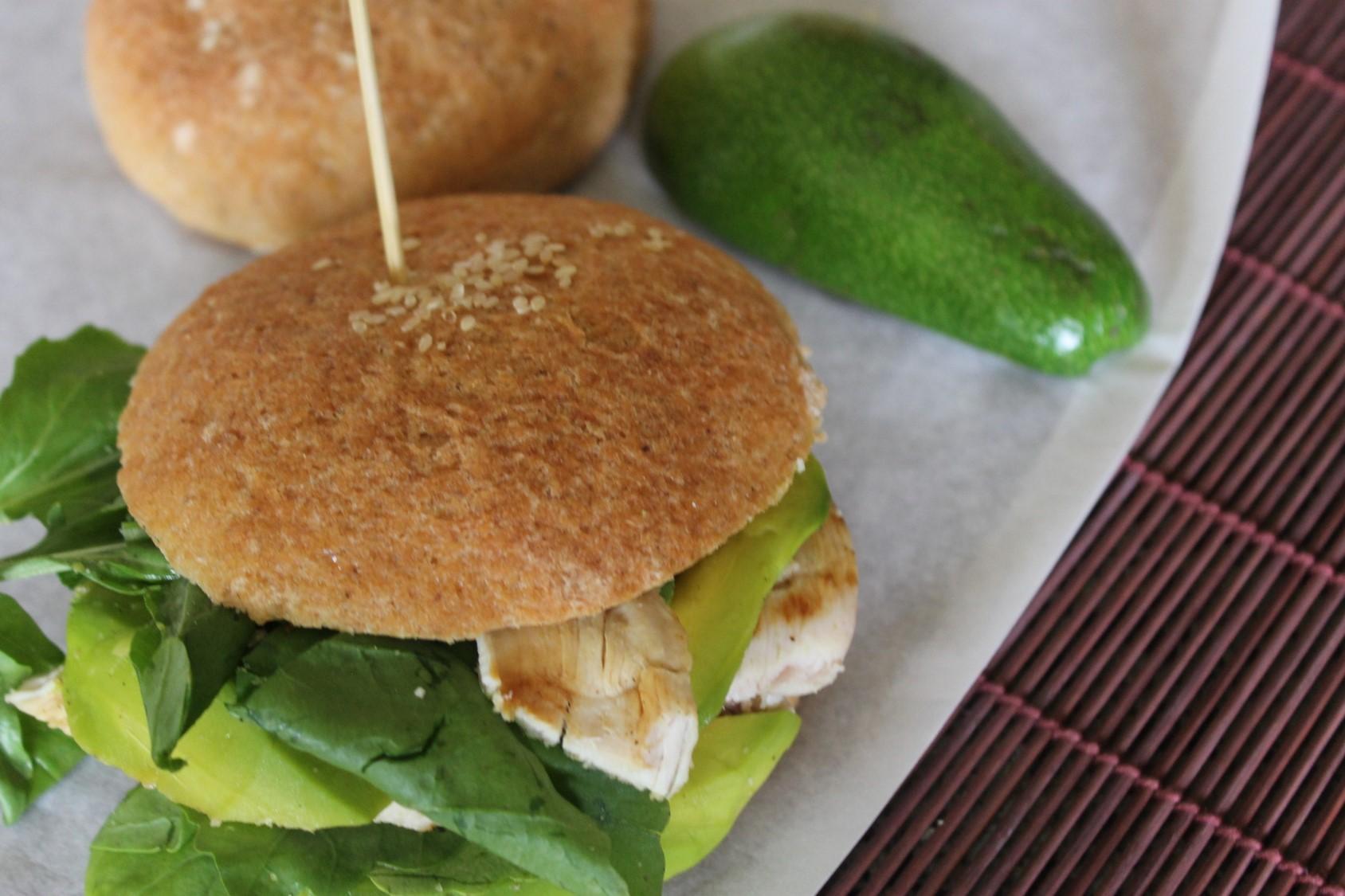 Gluten-Free Green Goodness Chicken Sandwich’