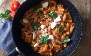 Rich Tomato & Basil Pasta Sauce